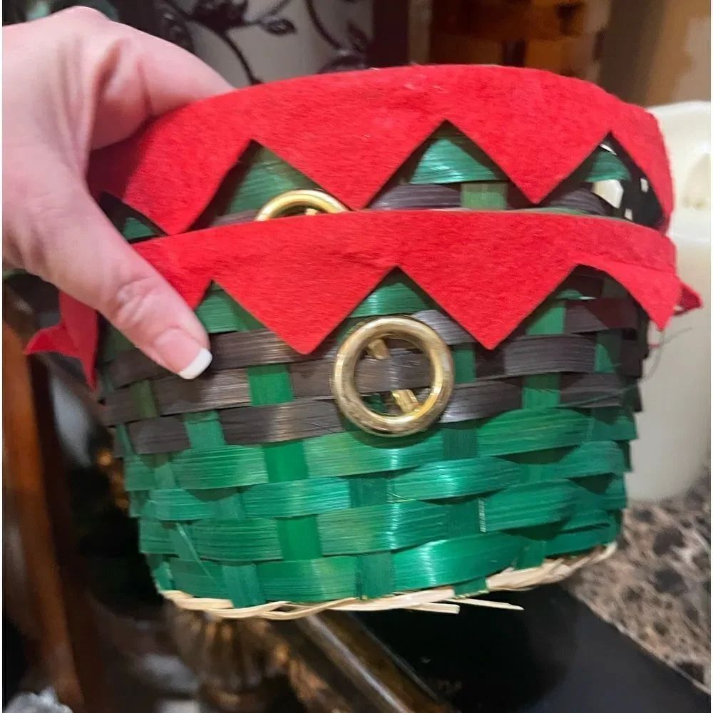 7 Elf Themed Baskets Set of 2! Box7 boxyb1